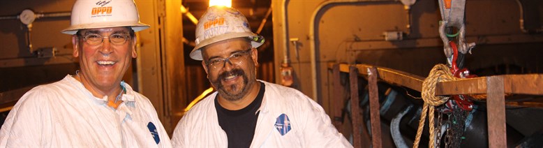 Workers At Ncs Conveyor Rethread 092015